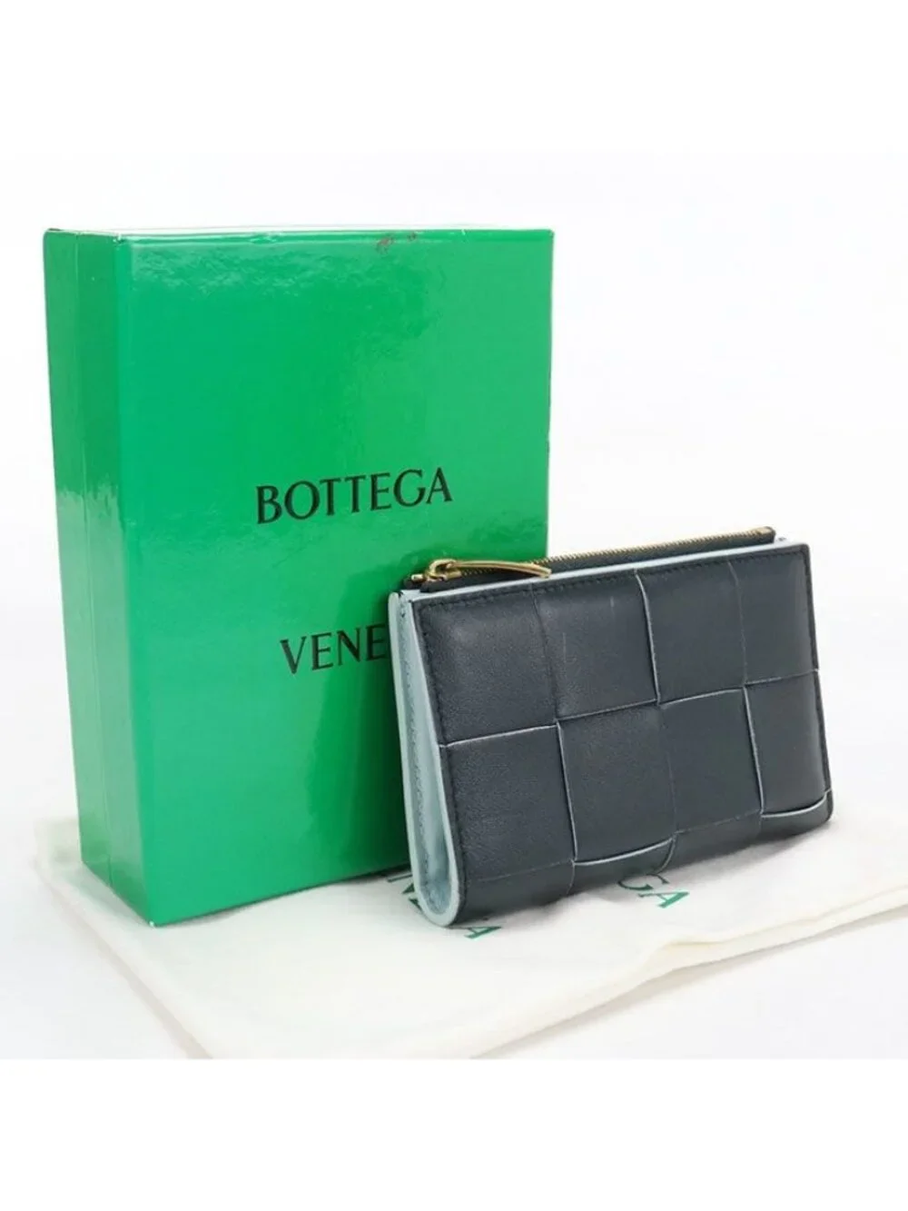 Bottega Veneta Midi Amdiam Maxi Intrecciato Bifold Wallet Lambskin